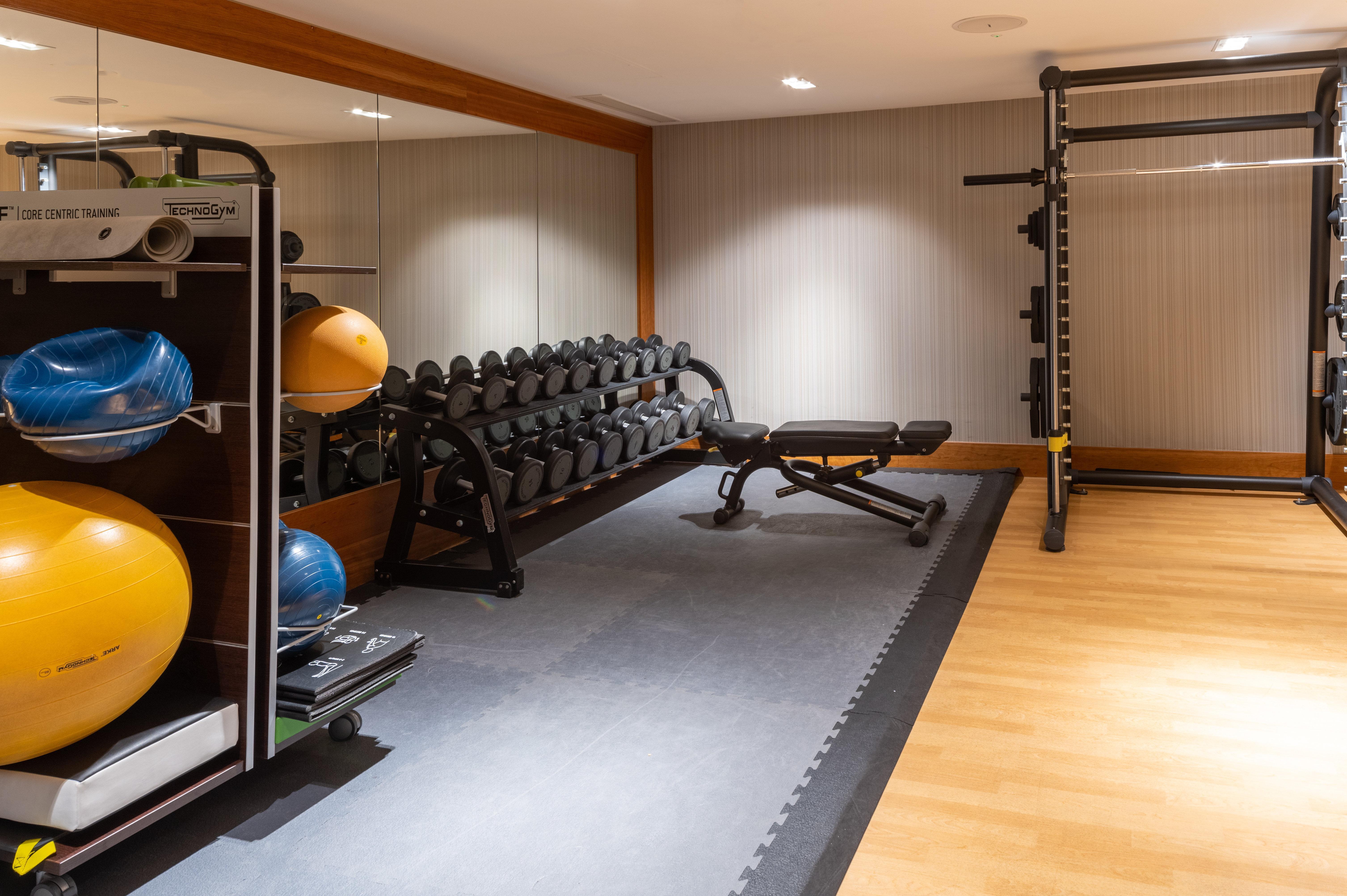 Hotel Intercontinental London - The O2 Exteriér fotografie The gym at the hotel