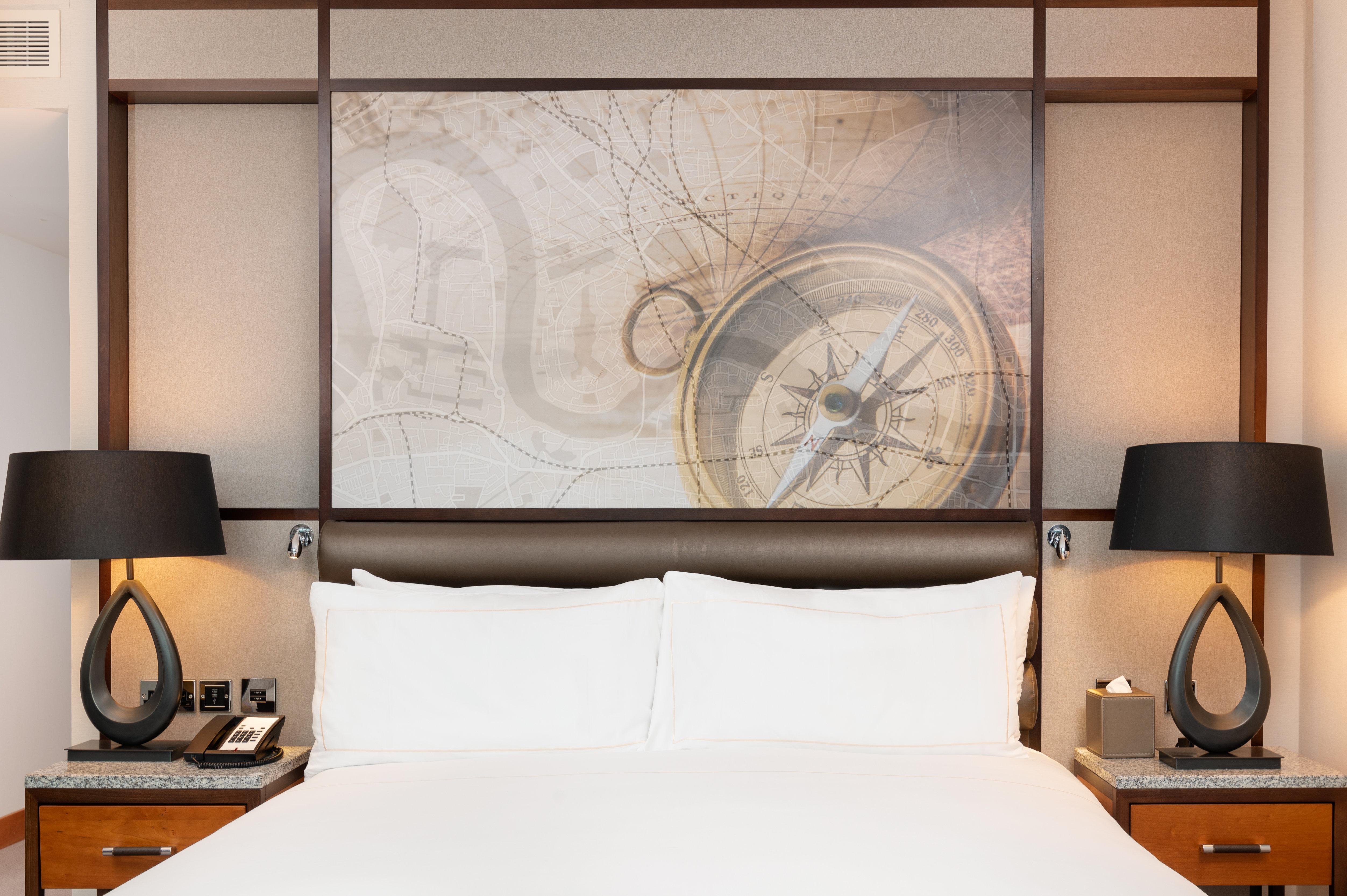 Hotel Intercontinental London - The O2 Exteriér fotografie A guest room at the hotel