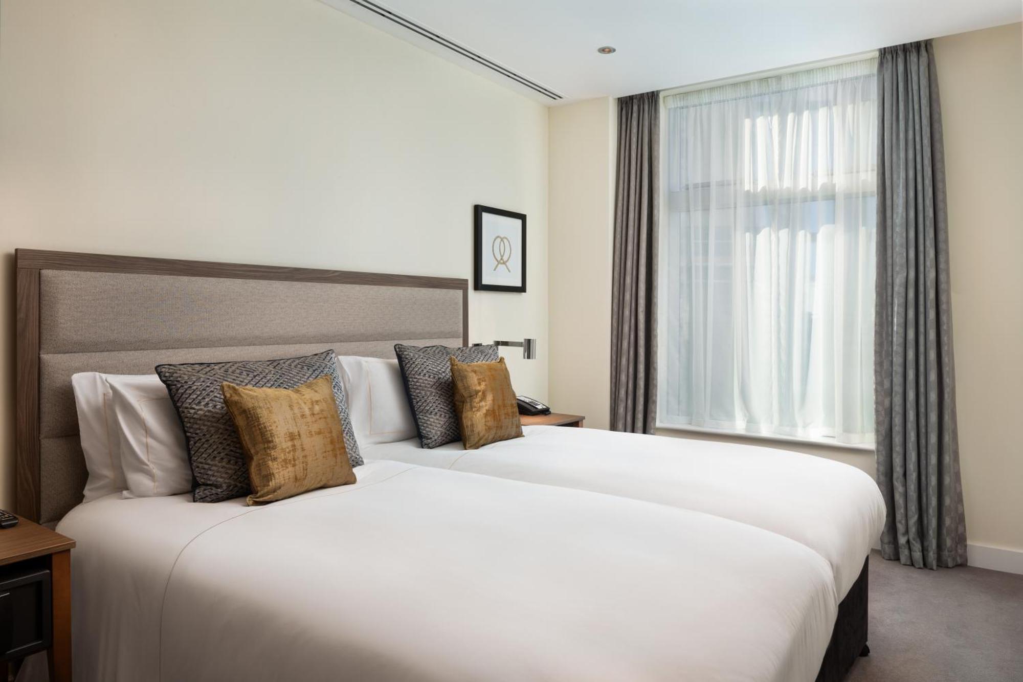 Hotel Intercontinental London - The O2 Exteriér fotografie A bedroom at the hotel